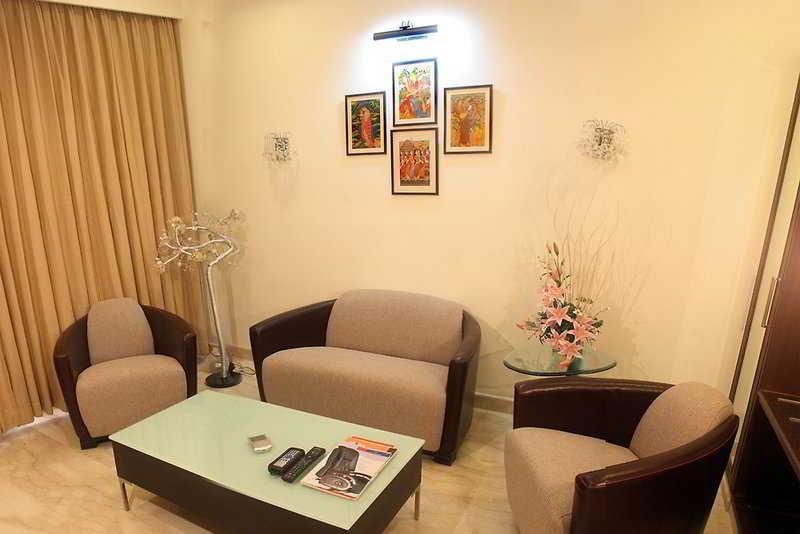 Star Grand Villa New Delhi Buitenkant foto