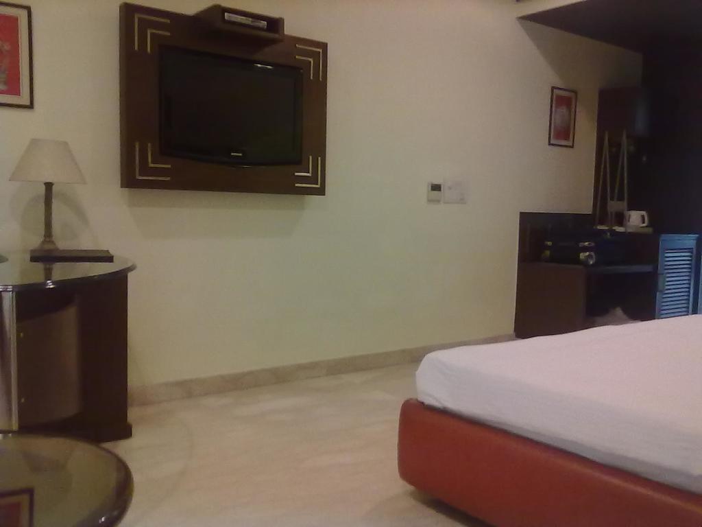 Star Grand Villa New Delhi Buitenkant foto