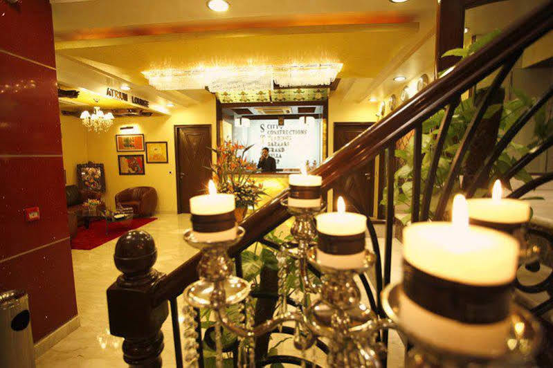 Star Grand Villa New Delhi Buitenkant foto